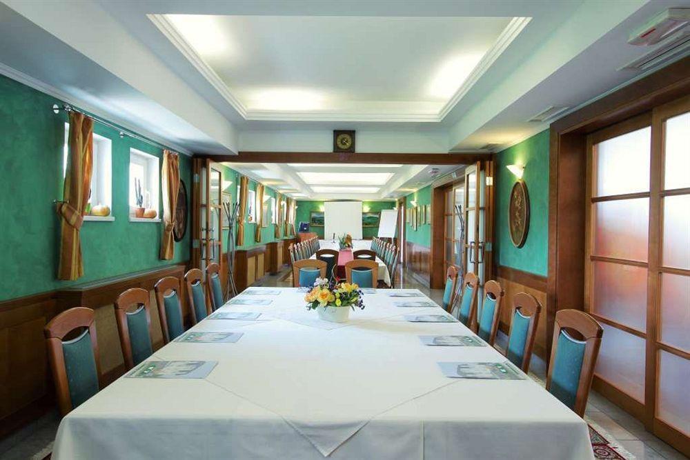 Grandvid Hotel Škofljica エクステリア 写真