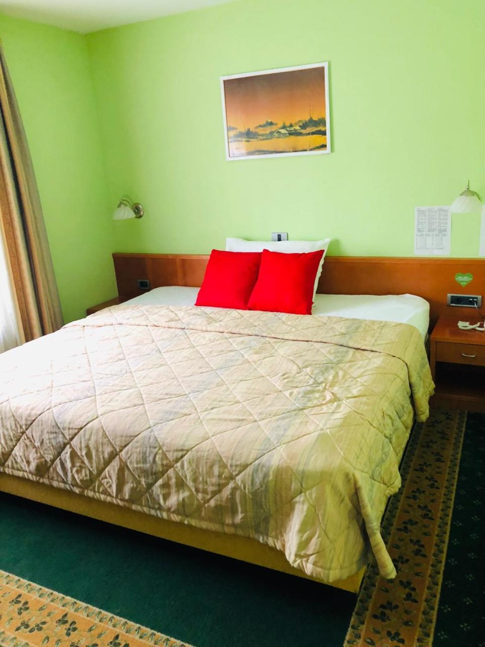 Grandvid Hotel Škofljica エクステリア 写真