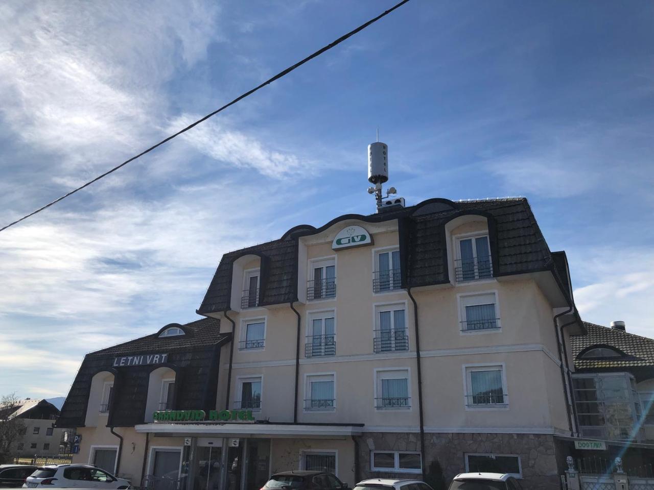 Grandvid Hotel Škofljica エクステリア 写真